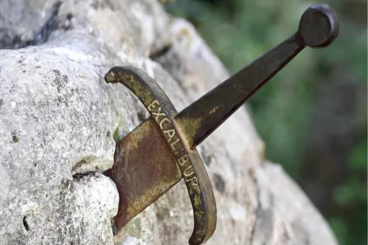 Incroyable : L'épée du roi Arthur d'une valeur de 250 000 euros